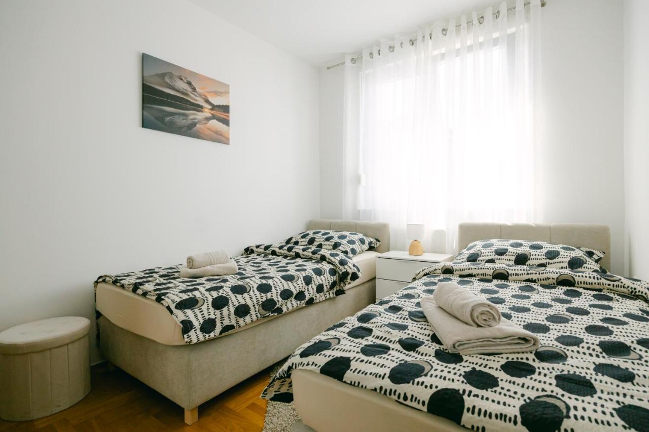 Ladenta Apartman*** Загреб Екстериор снимка
