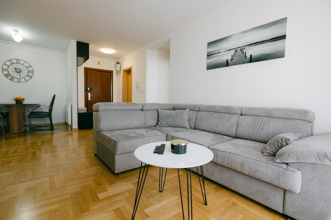 Ladenta Apartman*** Загреб Екстериор снимка