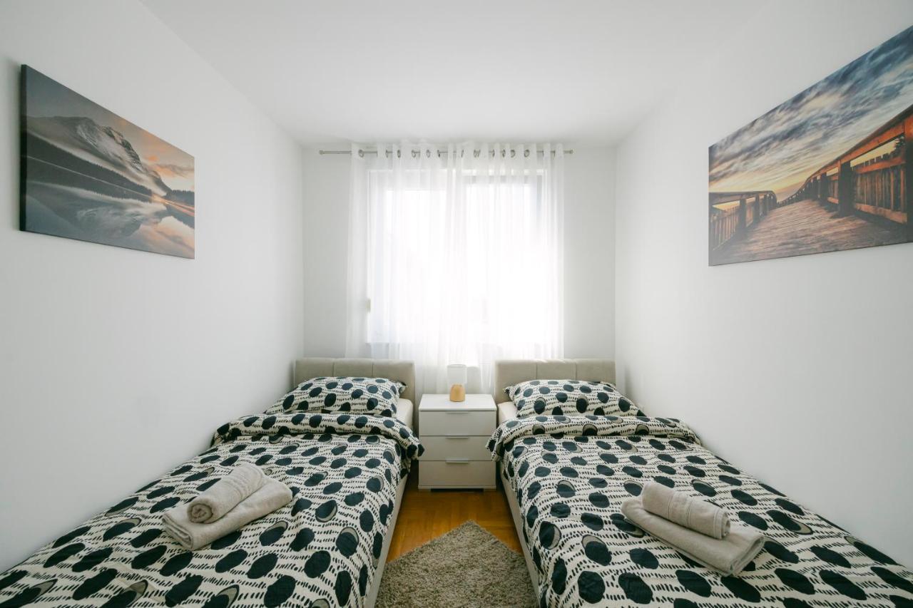 Ladenta Apartman*** Загреб Екстериор снимка