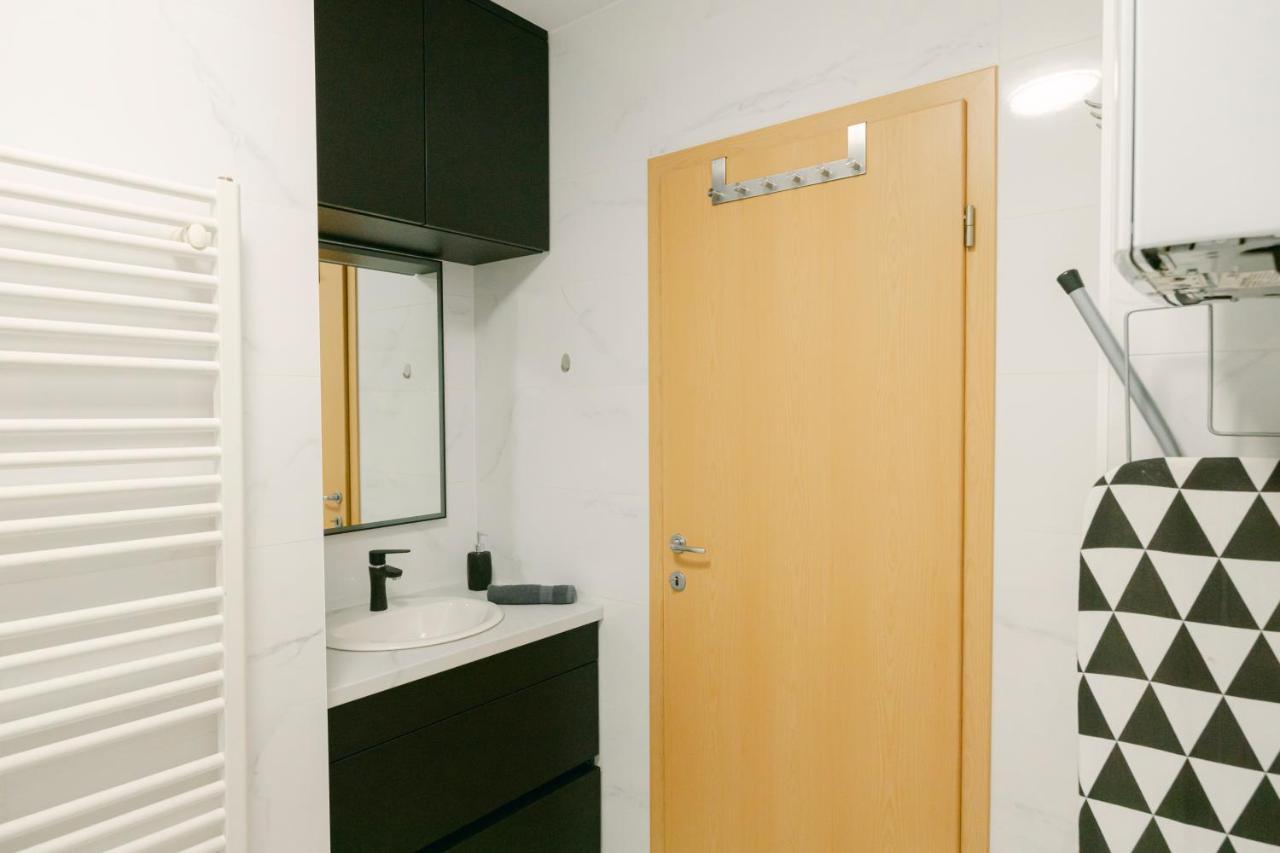 Ladenta Apartman*** Загреб Екстериор снимка