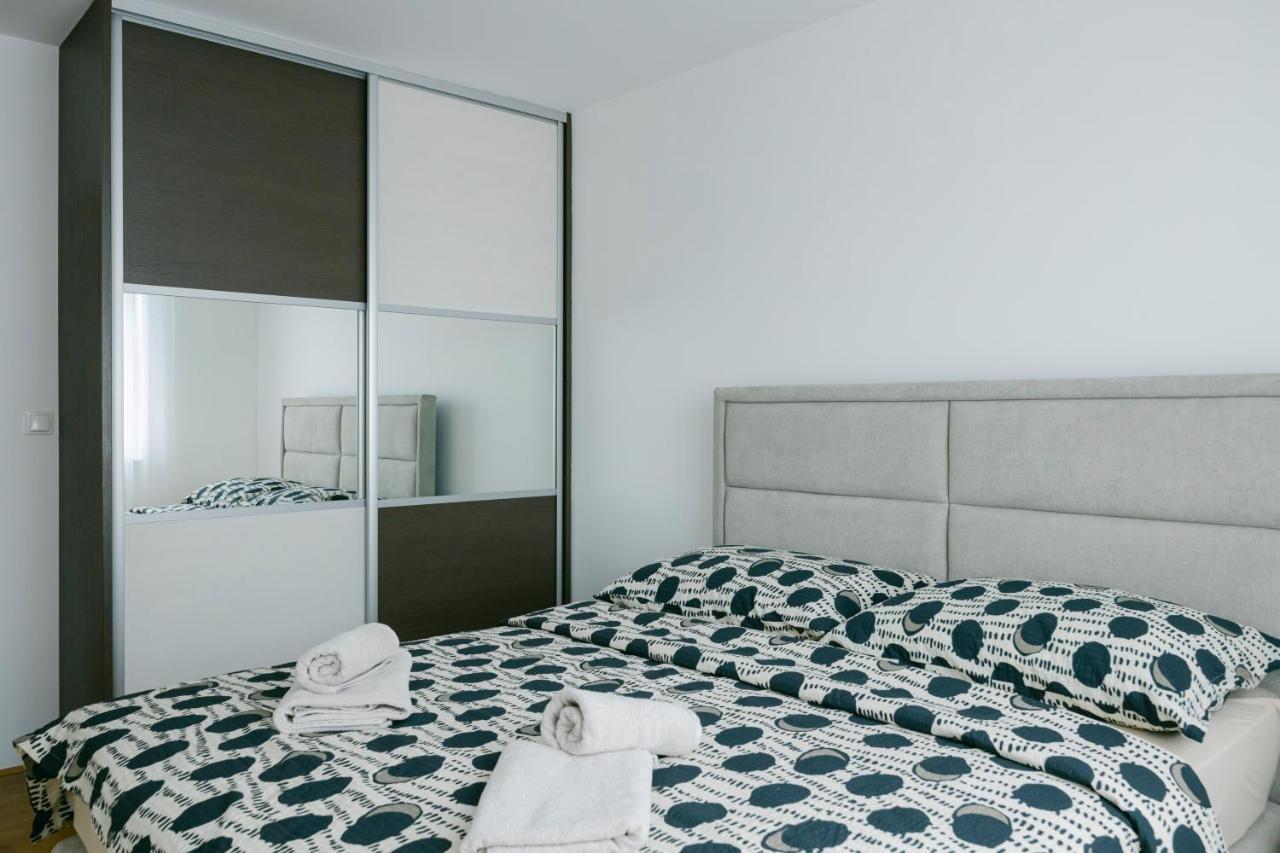 Ladenta Apartman*** Загреб Екстериор снимка